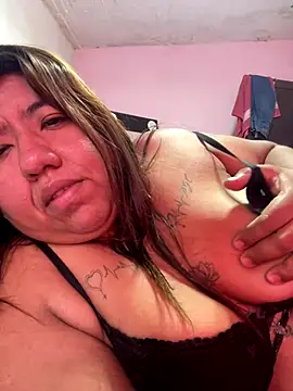 Wenlop online show from 10/11/25, 03:32