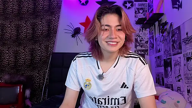 Vamps Lovers online show from 11/29/25, 04:21