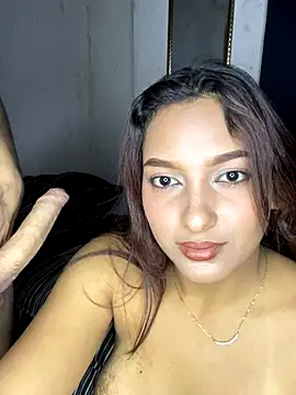 Snapshot of Ale_Dash chatting on 12/04/25, 01:59 Ale Dash online show from 12/04/25, 01:59