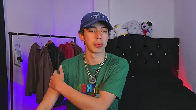 Otter Star online show from 09/14/25, 03:05