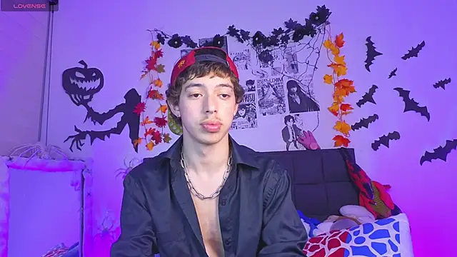 Otter Star online show from 10/13/25, 04:01