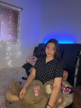 Snapshot of Ashley_and_Zoe chatting on 02/28/26, 03:57 Ashley and Zoe online show from 02/28/26, 03:57