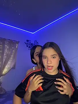 Snapshot of Ashley_and_Zoe chatting on 03/26/26, 05:51 Ashley and Zoe online show from 03/26/26, 05:51