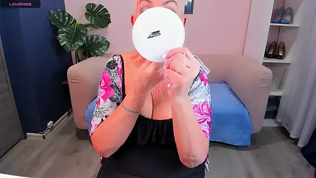 HotandMature online show from 01/24/25, 08:34