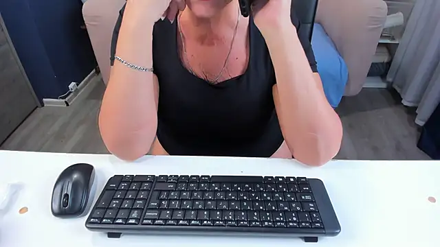 HotandMature online show from 09/13/25, 09:20