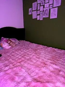 Valen-Foxx online show from 10/08/25, 06:22