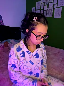 Valen-Foxx online show from 10/12/25, 05:39