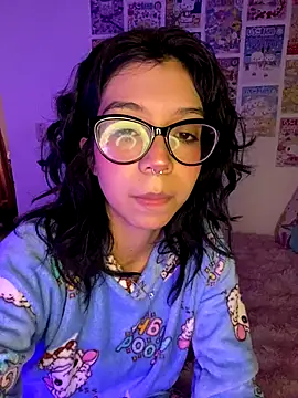 Valen-Foxx online show from 10/26/25, 07:31