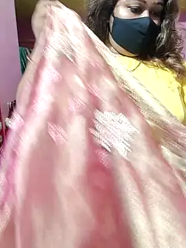 Snapshot of hotbhabhi011 chatting on 10/14/25, 04:08 hotbhabhi011 online show from 10/14/25, 04:08