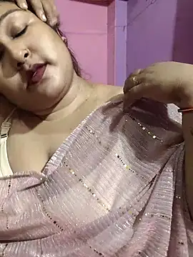 Snapshot of hotbhabhi011 chatting on 10/17/25, 03:25 hotbhabhi011 online show from 10/17/25, 03:25