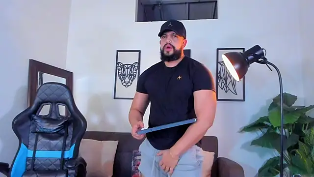 Justin kingX7 online show from 05/17/26, 04:32