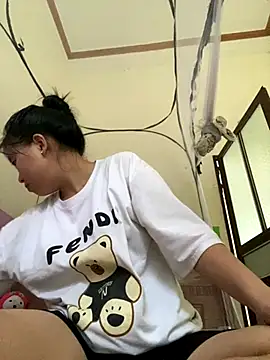 viluna online show from 09/28/25, 02:39