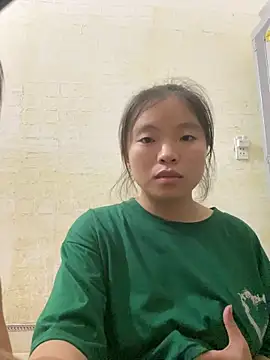 viluna online show from 10/10/25, 01:21