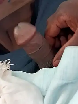 Snapshot of blackdick44 chatting on 10/08/25, 08:12 blackdick44 online show from 10/08/25, 08:12