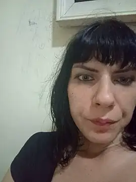 Snapshot of Lea9816 chatting on 09/13/25, 02:22 Lea9816 online show from 09/13/25, 02:22