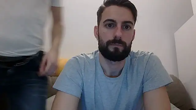 Amicisegreti online show from 02/03/26, 09:20