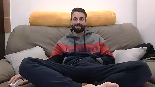 Amicisegreti online show from 03/05/26, 09:55