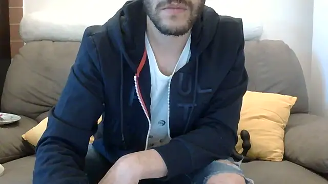 Amicisegreti online show from 04/01/26, 04:59