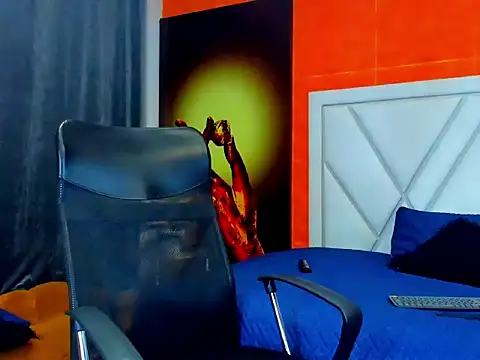 Snapshot of adrian_ray chatting on 09/24/25, 06:00 adrian ray online show from 09/24/25, 06:00