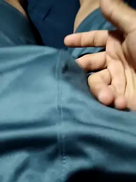 Aaia93 online show from 10/16/25, 07:42