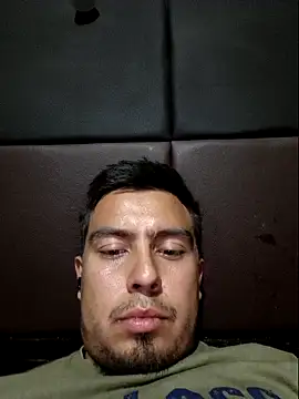 Snapshot of Aaia93 chatting on 03/10/26, 09:36 Aaia93 online show from 03/10/26, 09:36