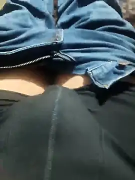 Snapshot of Aaia93 chatting on 04/06/26, 08:59 Aaia93 online show from 04/06/26, 08:59