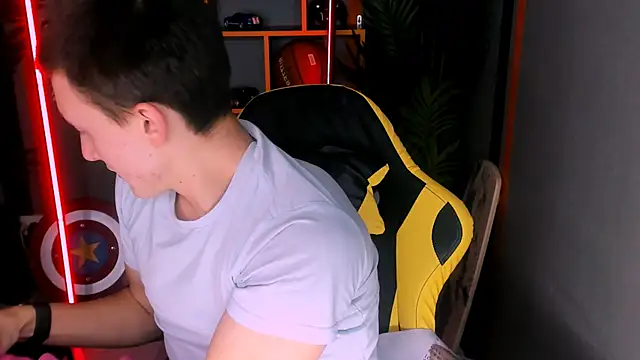 David  Diamond online show from 11/07/25, 04:07