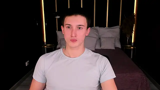 David  Diamond online show from 11/08/25, 03:45