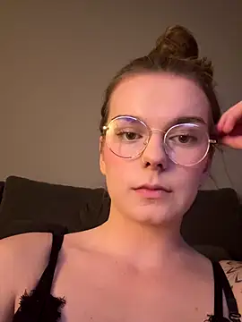 LisaFreier online show from 09/12/25, 06:52