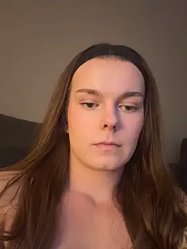 LisaFreier online show from 09/17/25, 06:20