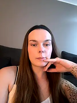 LisaFreier online show from 09/21/25, 12:07