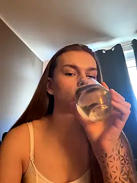 LisaFreier online show from 10/06/25, 10:45