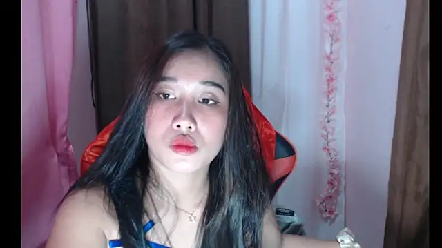 Snapshot of Chubby_HotLady chatting on 10/16/25, 11:22 Chubby HotLady online show from 10/16/25, 11:22