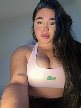 SofiaWildee online show from 02/16/26, 05:36