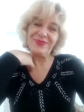 Snapshot of 52MiaLove02 chatting on 09/22/25, 04:47 52MiaLove02 online show from 09/22/25, 04:47