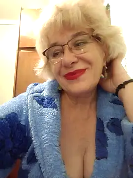 Snapshot of 52MiaLove02 chatting on 10/14/25, 04:19 52MiaLove02 online show from 10/14/25, 04:19