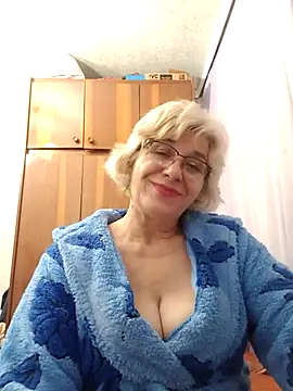 52MiaLove02 online show from 11/21/25, 05:55