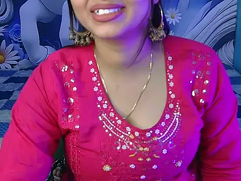 Snapshot of priya-kumari22 chatting on 04/01/26, 12:50 priya-kumari22 online show from 04/01/26, 12:50