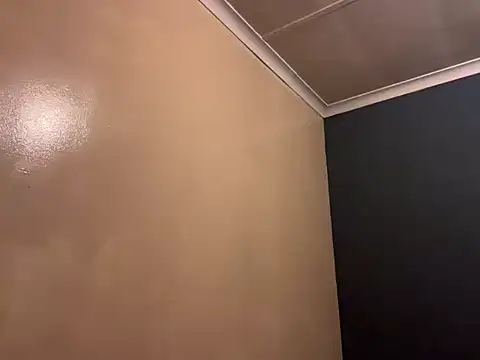 Snapshot of Cianda24 chatting on 10/04/25, 09:46 Cianda24 online show from 10/04/25, 09:46