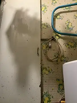 Snapshot of marik_goldd chatting on 10/26/25, 02:23 marik goldd online show from 10/26/25, 02:23