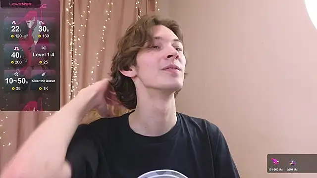  Den1s  online show from 10/26/25, 03:40