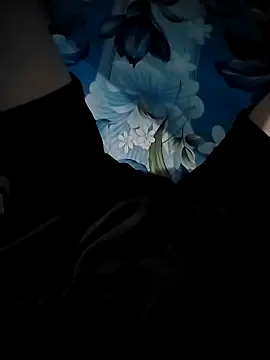 Snapshot of Thanhk77777 chatting on 10/23/25, 06:23 Thanhk77777 online show from 10/23/25, 06:23