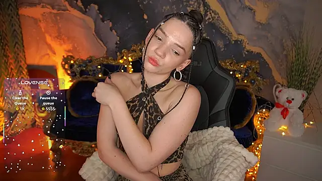 Snapshot of MirielleNymph chatting on 03/08/26, 01:59 MirielleNymph online show from 03/08/26, 01:59