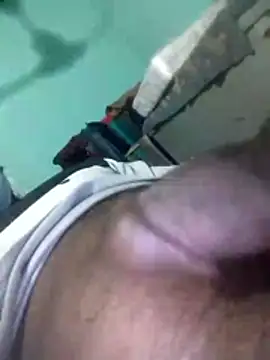 Snapshot of bappyandbanulove chatting on 11/13/25, 06:40 bappyandbanulove online show from 11/13/25, 06:40