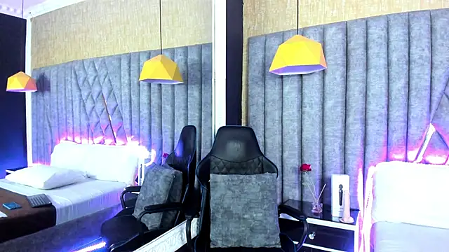 SkylerBloomm online show from 02/15/26, 03:36