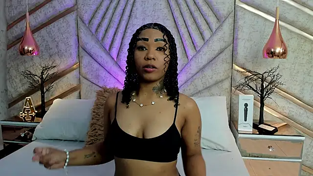 SkylerBloomm online show from 03/17/26, 03:44