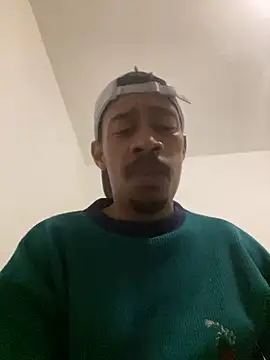 Snapshot of fitsexyman chatting on 09/10/25, 08:20 fitsexyman online show from 09/10/25, 08:20