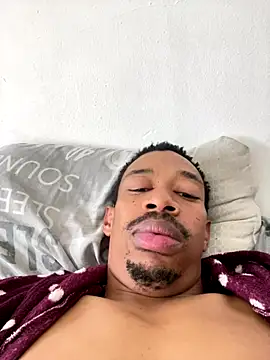 Snapshot of fitsexyman chatting on 09/28/25, 09:58 fitsexyman online show from 09/28/25, 09:58