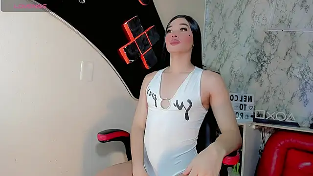 Snapshot of Candy_Walker_ chatting on 09/24/25, 07:17 Candy Walker online show from 09/24/25, 07:17