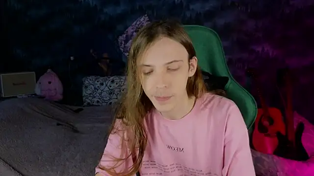 artass2 online show from 09/19/25, 05:57